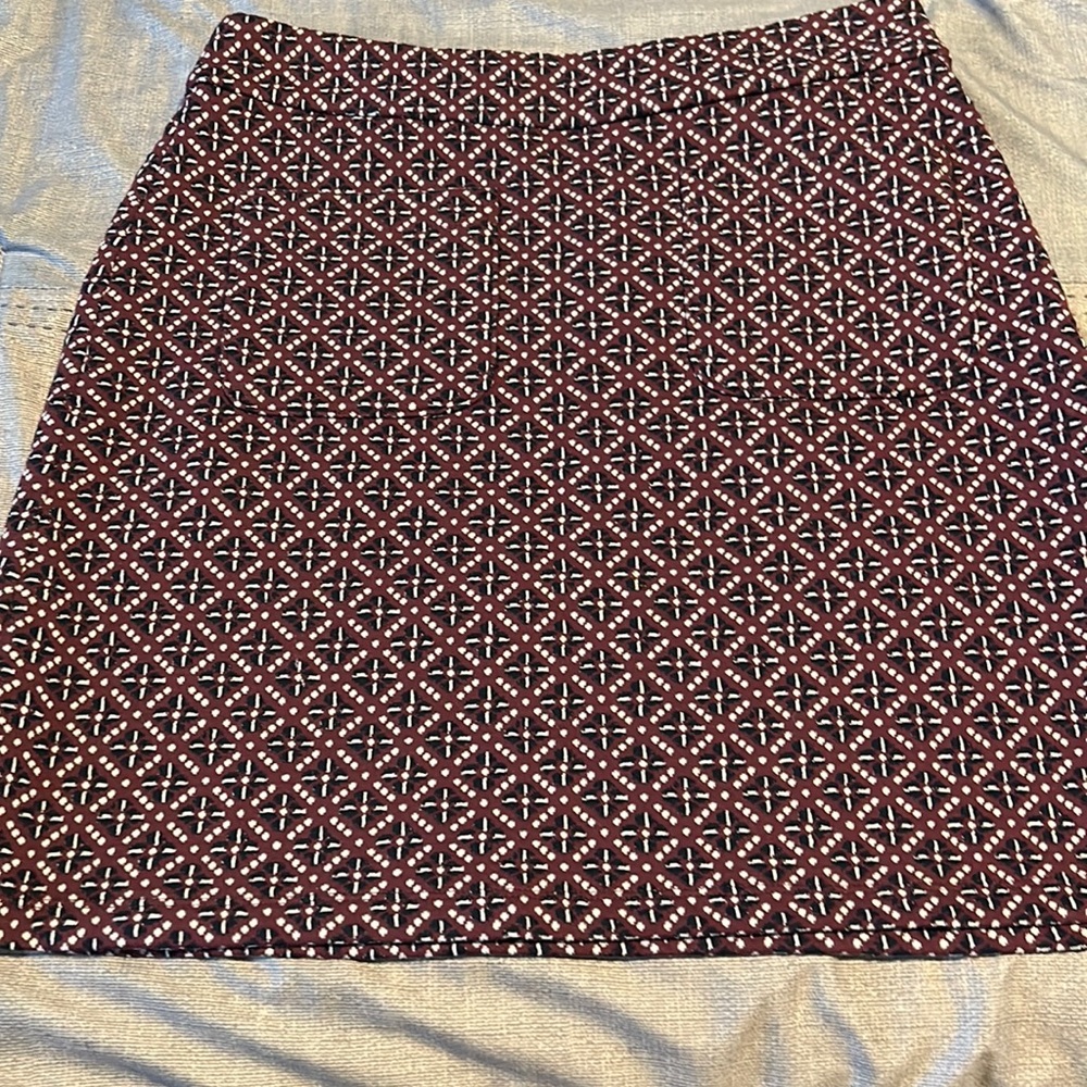 Lift skirt